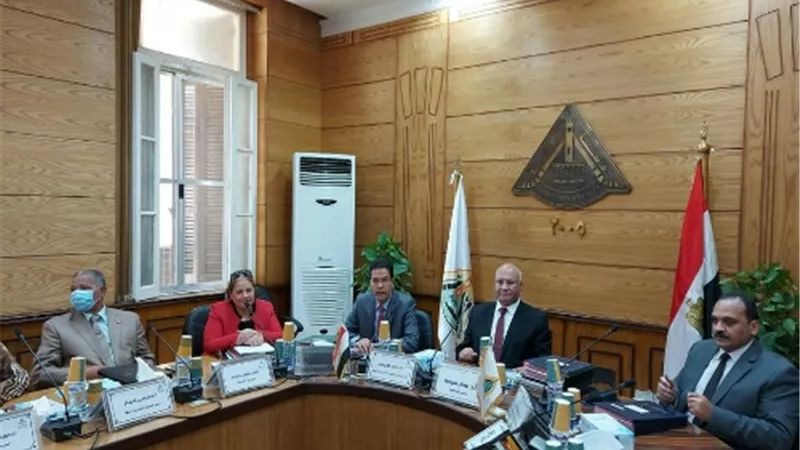 مجلس جامعة بنها يستعرض مشروع مركز تدريب وإبداع مصر الرقمية