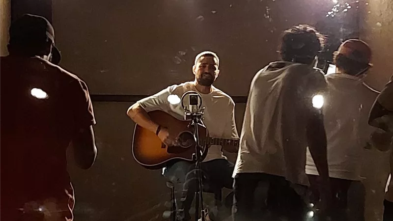 بالصور .. حسن رمزي يصور كليب 