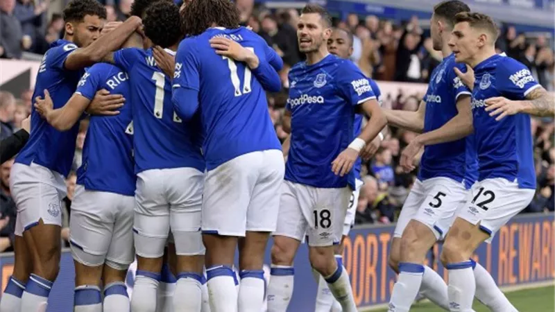 تشكيل إيفرتون المتوقع أمام مانشستر يونايتد اليوم في الدوري الانجليزى