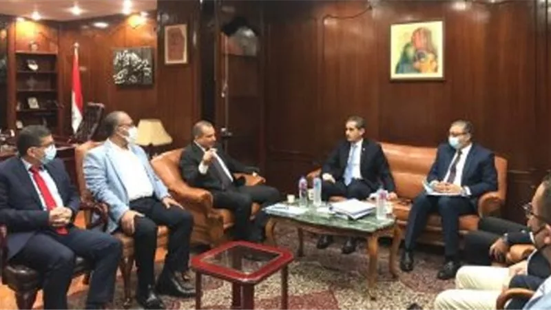 صندوق التنمية الحضرية يبحث تطوير عواصم المدن والمناطق العشوائية