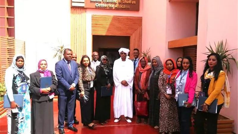 السفير محمد الياس يشهد افتتاح الدورة التدريبية الثانية للاعلاميين السودانيين