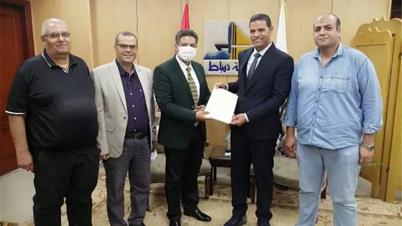 رئيس جامعة دمياط يكلف الدكتور عطية القللي لمنصب قائم بأعمل عميد كلية الآداب