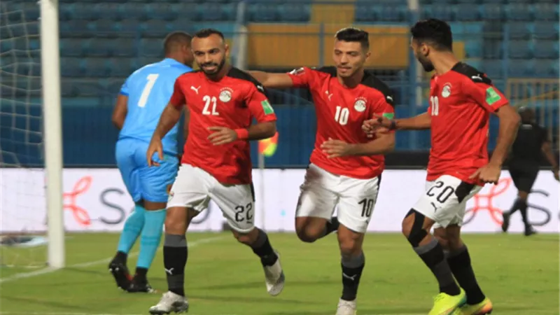 إرتياح ليبى بعد استبعاد كيروش لأفشة ومحمد شريف
