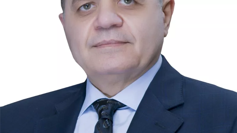 وزير الداخلية يهنىء الرئيس السيسى ووزير الدفاع ورئيس الأركان بذكرى نصر أكتوبر المجيد
