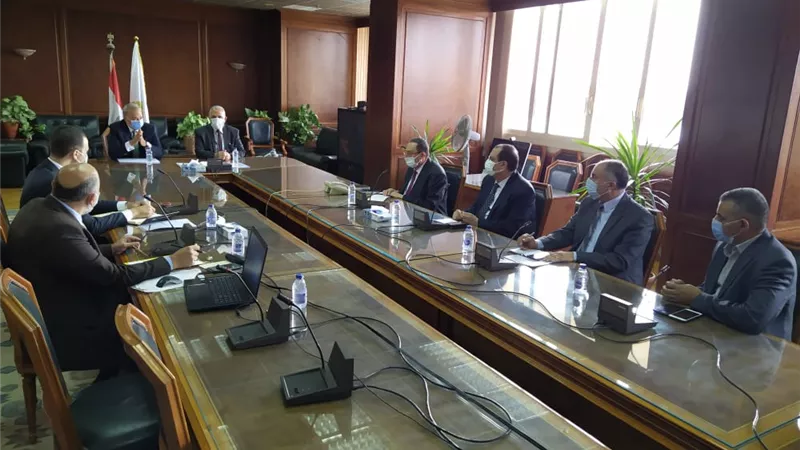عبد العاطى والهجان يبحثان موقف ازالة التعديات ومشروعات الرى بالقليوبية
