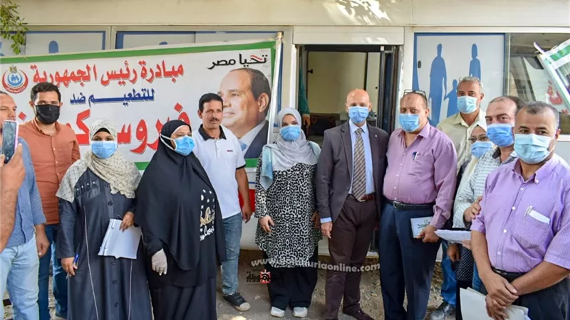 وكيل وزارة الصحة يتابع تطعيم المواطنين بلقاح كورونا بمركز ومدينة ههيا