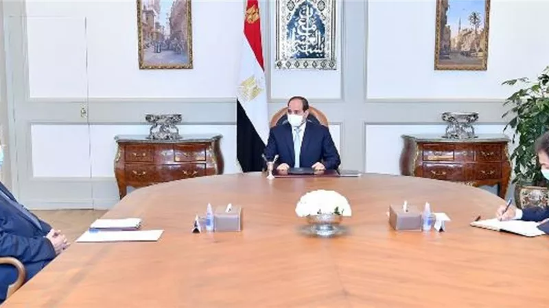 الرئيس يوجه بأهمية الاستكمال السريع لتطعيم كافة الطلاب الجامعيين والعاملين بالتعليم ضد كورونا