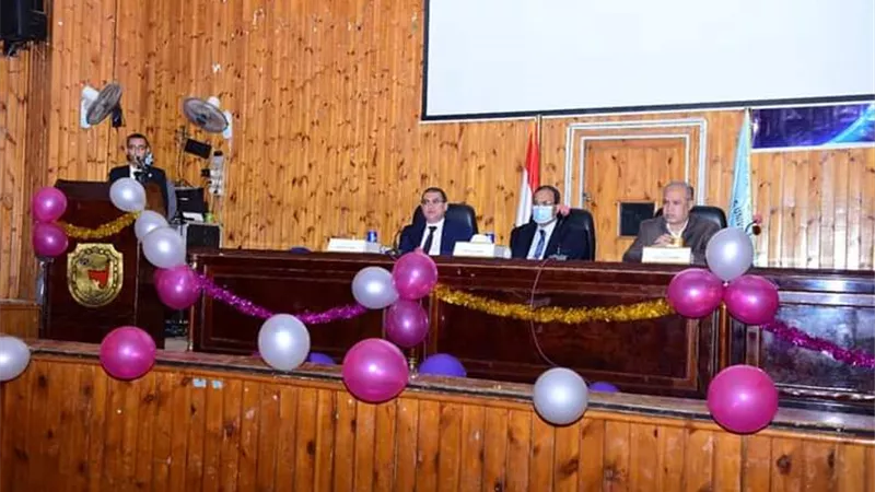 الطب البشري بسوهاج تحتفل باستقبال الدفعة ٣٣ من طلابها الجدد..