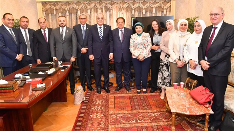 بالصور.. أنتخابات لجنة المشروعات بمجلس النواب