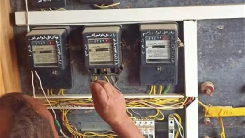 جهاز بدر ينفذ 15 إزالة ويغلق 7 شركات و2 مغسلة بالتعاون مع شرطة التعمير.. بالصور
