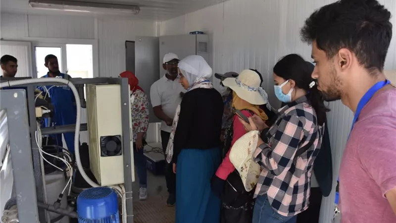 طلاب الجامعات يتعرفون على مصادر المياه الغير تقليدية المستدامة بمركز بحوث الصحراء