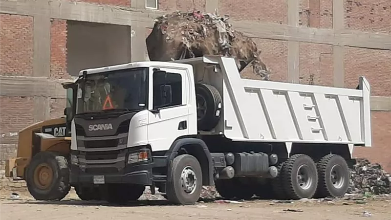 رفع وإزالة 160 طنا من القمامة بمدينة بني سويف