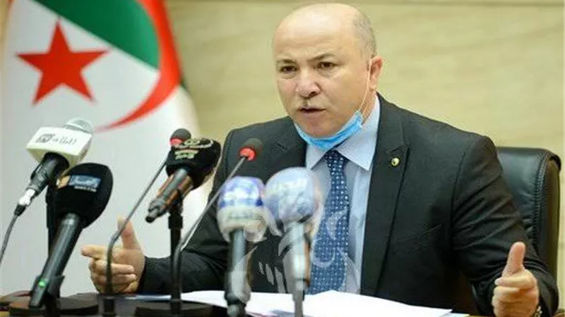 وزير المالية الجزائري يبحث مع صندوق النقد الدولي احتواء عجز الميزانية
