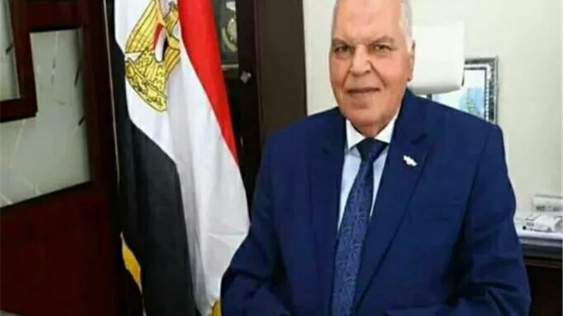 الزناتى : ذكرى عيد المعلم فرصة لنتذكر من ساهم فى صناعة شخصيتنا وتشكيل عقولنا