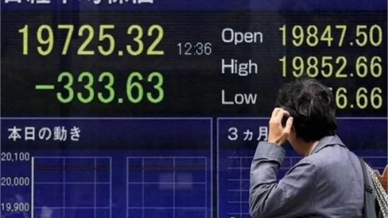 تراجع الأسهم اليابانية لأدنى مستوياتها فى شهر