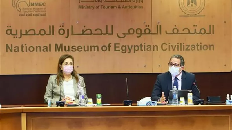 العناني يترأس اجتماع مجلس إدارة هيئة المتحف القومي للحضارة المصري