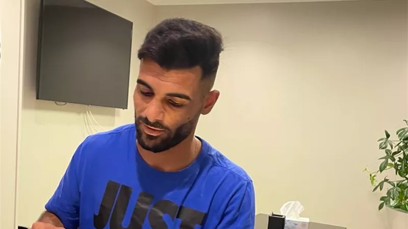 سيراميكا يعلن التعاقد مع الفلسطينى مصعب البطاط 3 مواسم