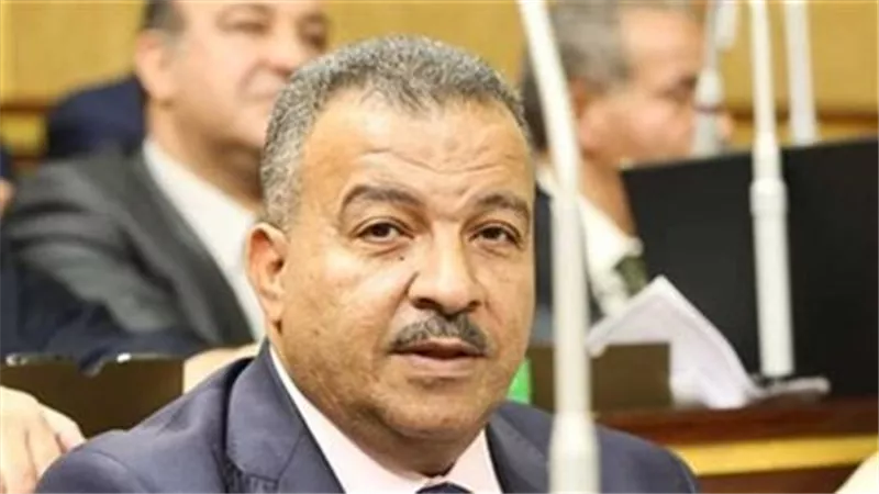 العماري ونواب مستقبل وطن والشعب الجمهوري والحرية يحصلون علي موافقة تقنين وضع العمالة المؤقتة بشركة المياه بالأقصر