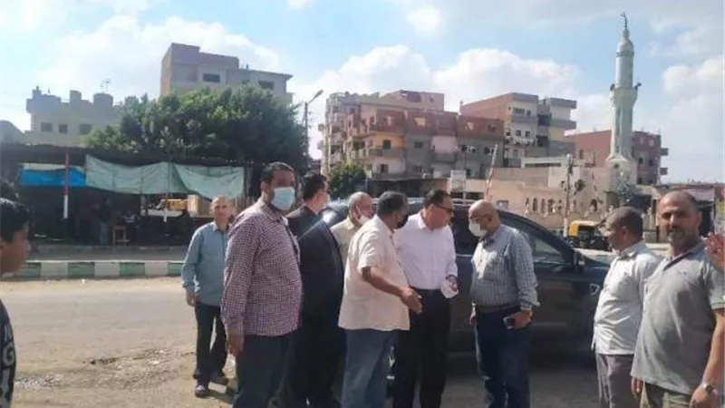 محافظ الشرقية يُوجه بتكثيف أعمال النظافة ورفع الإشغالات