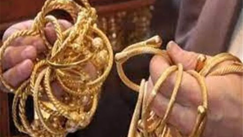 ضبط 3 عناصر اجرامية نسائية حاولن سرقة مشغولات ذهبية من سيدة بالاسكندرية