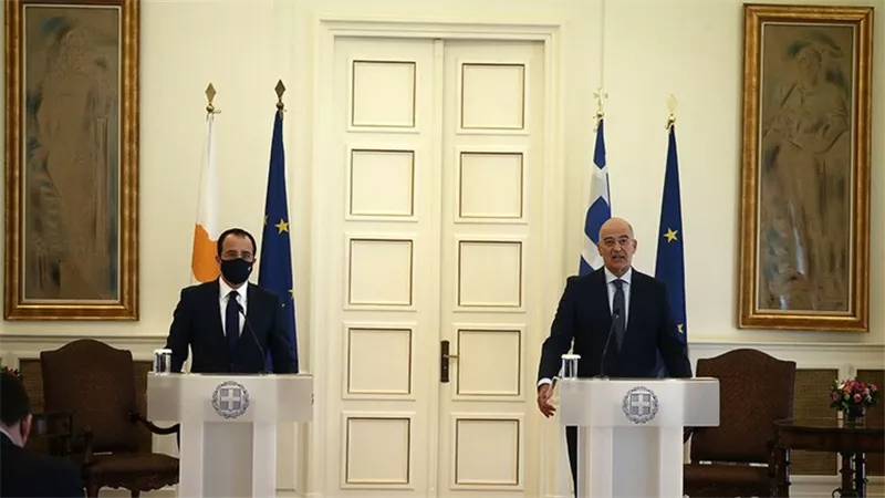 اليونان وقبرص تنددان بالأعمال غير القانونية لتركيا في البحر المتوسط