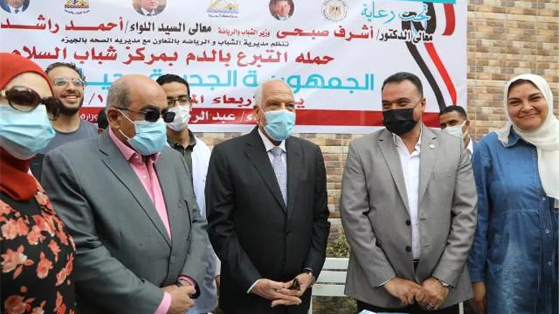 محافظ الجيزة يطلق فعاليات مبادرة أزرع شجرة مثمرة تخليداً لروح الشهداء