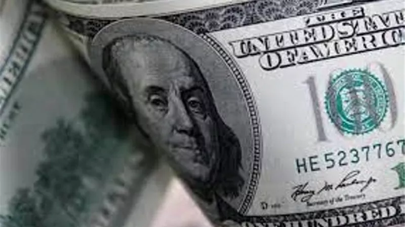 ارتفاع الدولار مع تنامى مخاوف التضخم بفعل قفزة فى قطاع الطاقة