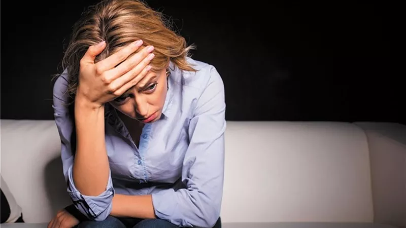 علماء: التصالح مع حالة القلق وسيلة مثلى للتعامل معه