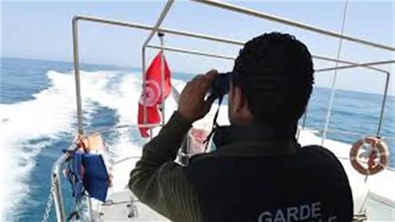 خفر السواحل الموريتانى يوقف 84 مهاجرا كانوا فى طريقهم إلى إسبانيا