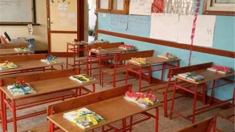 لفتة جمالية ..كتب المدارس على شكل هدايا في الإسماعيلية
