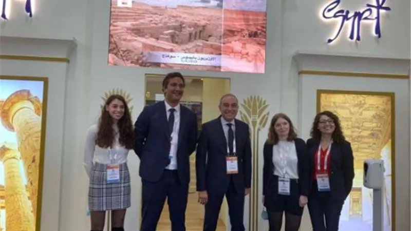 مصرللطيران تشارك في المعرض الفرنسي IFTM Top Resa لتنشيط حركة السياحة الوافدة