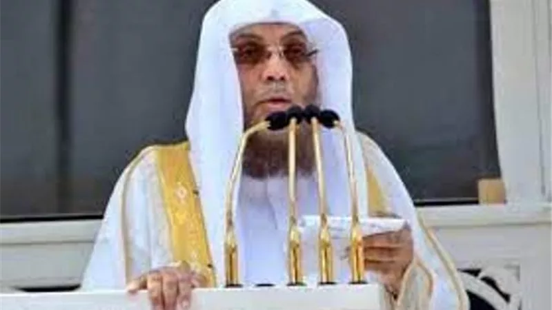 خطيب المسجد الحرام : الطريق إلى الله واحد