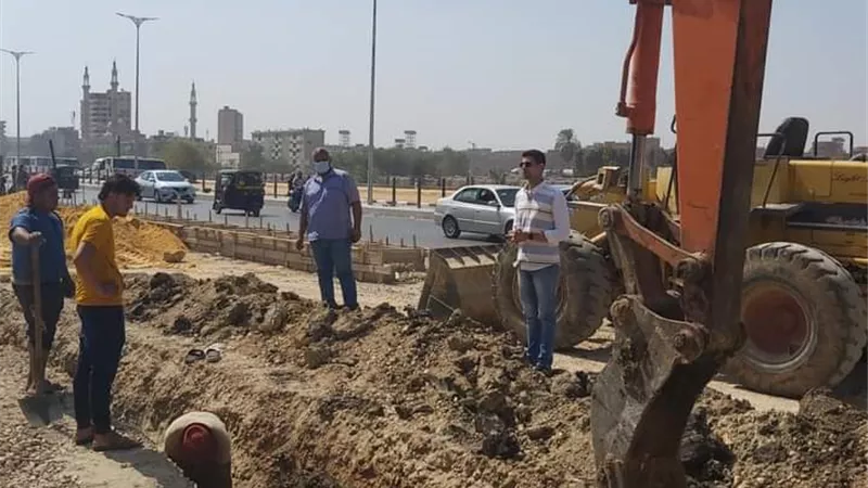 نائب محافظ القليوبية يتابع تطعيم المواطنين بلقاح كورونا والمشروعات الجارية بشبرا الخيمة