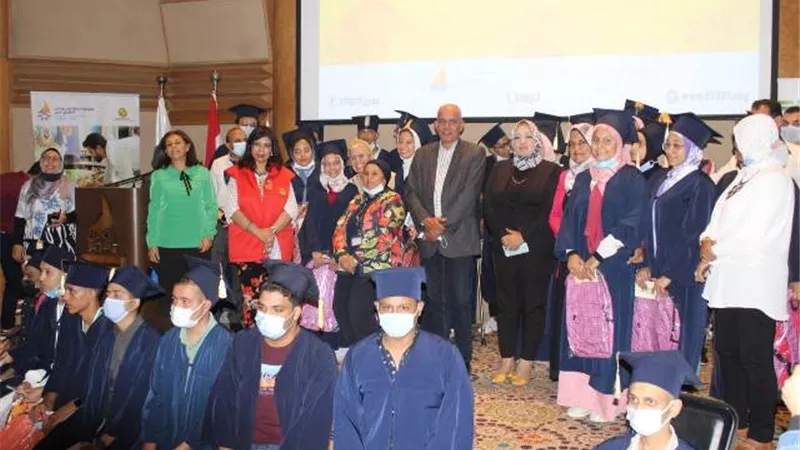 إدارة السيده زينب التعليمية تكرم طلاب الثانوية العامة فى مدرسة ٥٧٣٥٧ بالصور