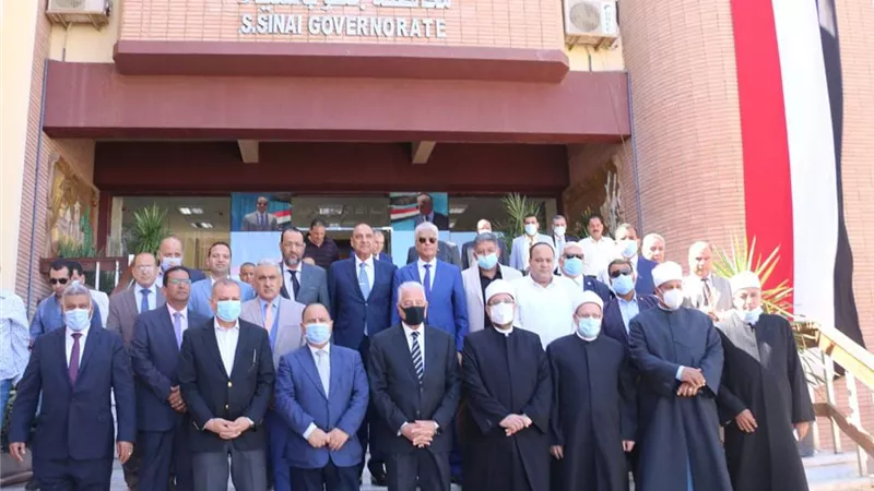محافظ جنوب سيناء ووزير الأوقاف ومفتي الديار المصرية ووزير المالية يضعون حجر الأساس للمجمع الإسلامي بمدينة نويبع