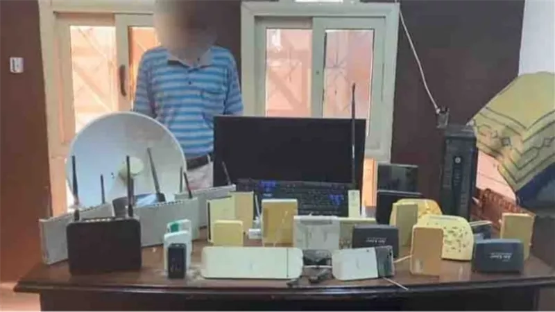 ضبط شبكة بدون ترخيص لتوزيع خدمات الإنترنت مقابل مبالغ مالية