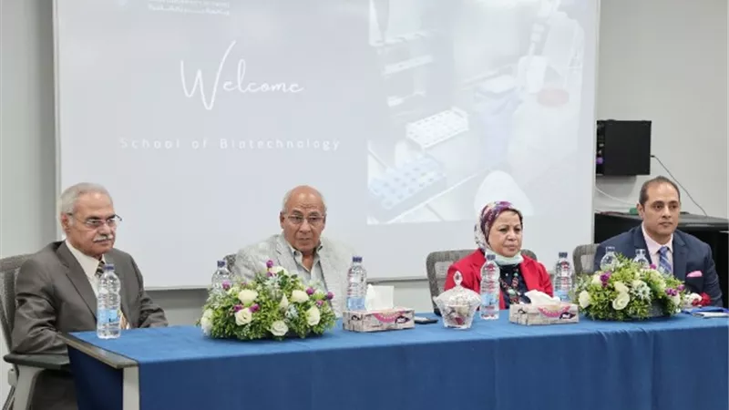 كلية التكنولوجيا الحيوية فى جامعة بدر تستعد للعام الجامعى الجديد باليوم التعريفى.. بالصور