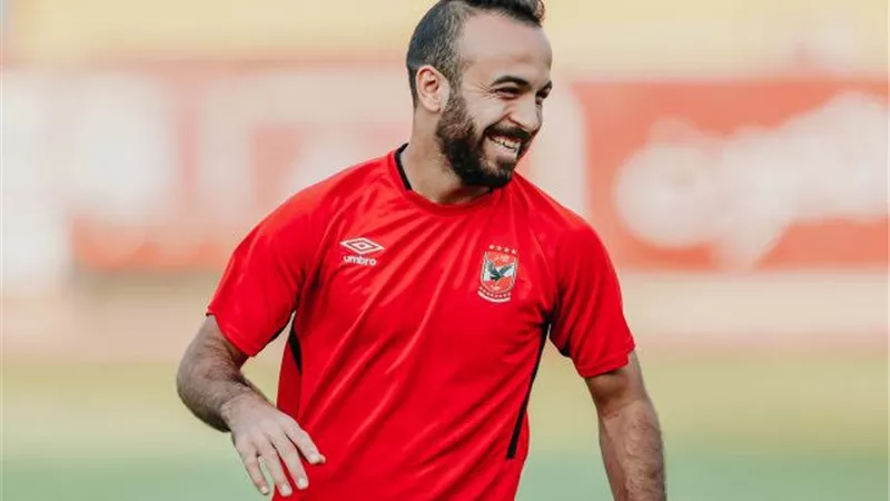 قفشة يحتفل بزفافه مرتين