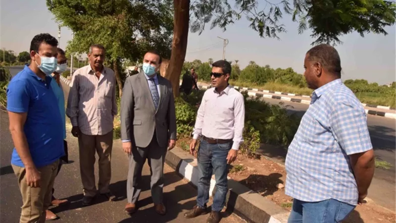 نائب محافظ الأقصر فى جولة تفقدية بالبياضية
