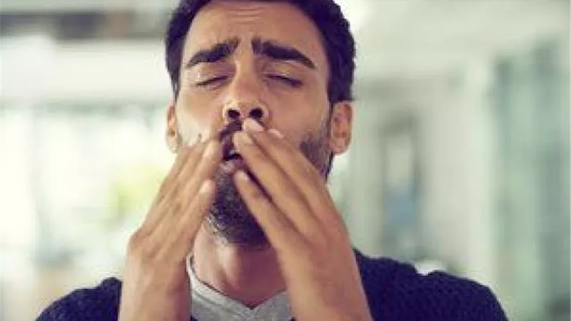 اعطس ولا تحبس نفسك فالعاقبة وخيمة!.. طبيب ينصح