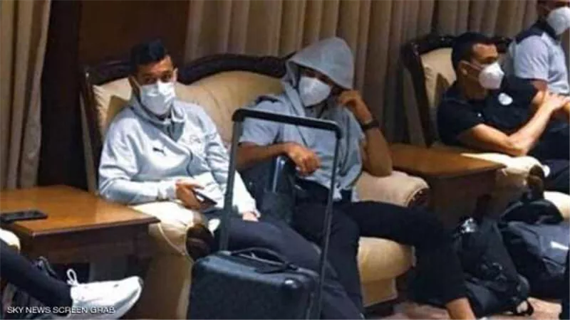 الفراعنة في بنغازي.. لكن ما سر تغطيه محمد صلاح لوجهه؟