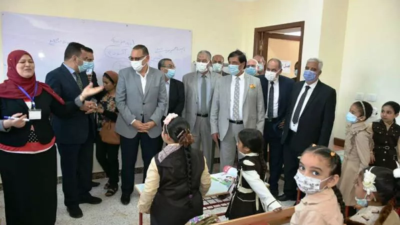 محافظ الشرقية يفتتح مدرسة صلاح عبد الله جبارة بعزبة الشيخ حامد بأبوحماد