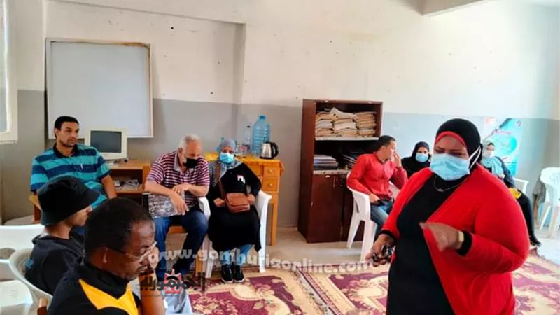 ندوة تثقيفية صحية للمترددين علي مركز شباب مطروح