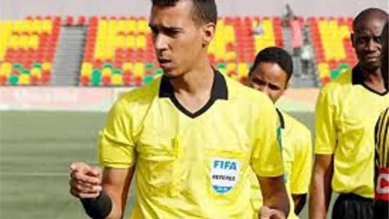 الموريتانى دحان بيده يدير مباراة العودة بين الزمالك وتوسكر الكينى