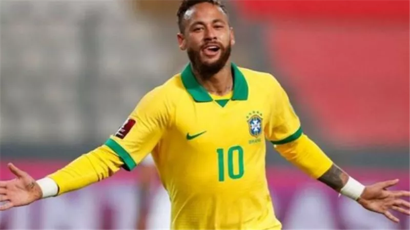 نجم منتخب البرازيل يكشف عن مفاجأة بشأن الأعتزال.. شاهد