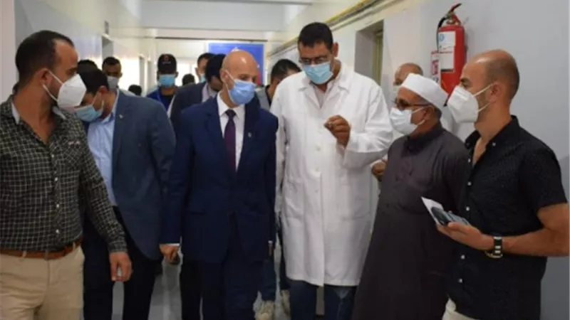 وكيل وزارة الصحة بالشرقية يتفقد مدرسة التمريض والمستشفي المركزي وحميات سنجها بكفرصقر