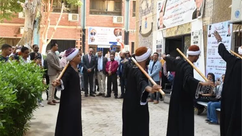 رئيس جامعة الأقصر يشهد حفل استقبال الطلاب الجدد والقدامى بكلية الفنون الجميلة