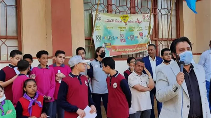 محافظ بني سويف يتابع جهود التأمين الصحى بالمدارس