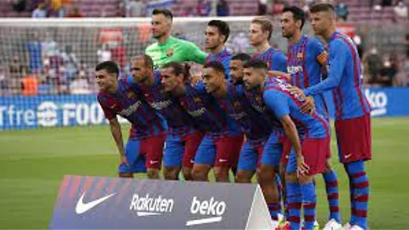 برشلونة فى خطر .. البايرن يسعى لخطف رباعى نجوم الفريق