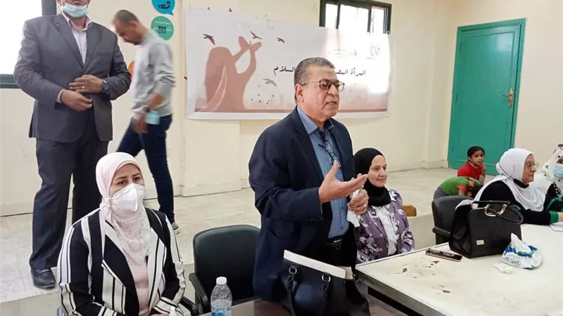 قومى المرأة بالمنيا ينظم حملات طرق الابواب فى قرى حياة كريمة
